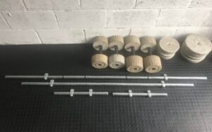 Read more about the article How to Make Your Own Barbells