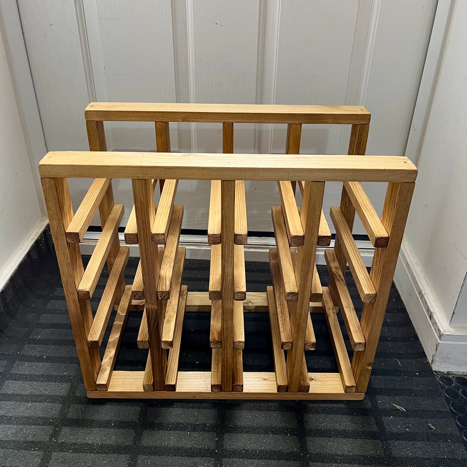 Rustic Wood Wine Rack – 16 Bottle Classic Cellar Wine Organizer - Image 8